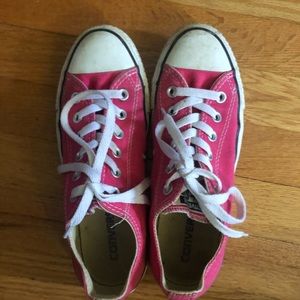 Pink converse